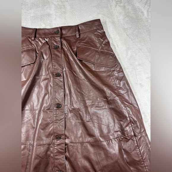 NWT Banana Republic Factory Vegan Faux Leather Brown A Line Button Midi Skirt 2 - Picture 8 of 16